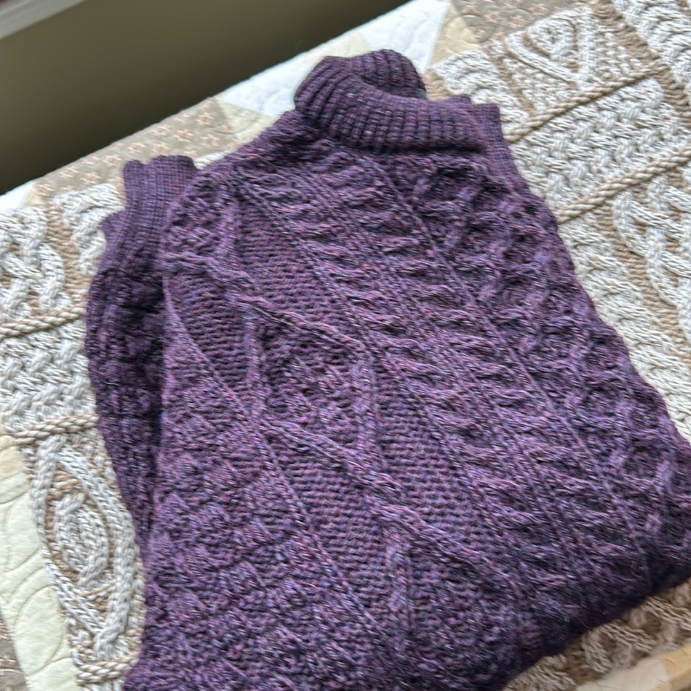 Irish crew neck sweater